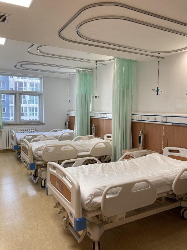 太阳宫医院康复病房内景.jpg